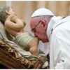 Pour le Pape François, "toute tristesse est bannie" avec Noël