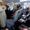 Conférence de presse : le Pape François dénonce «l'idolâtrie de l'argent»